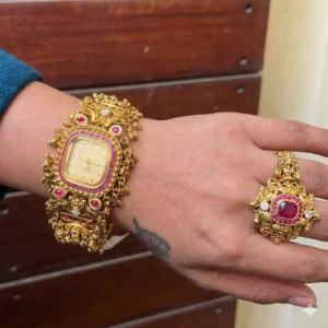 Traditional South Indian/Temple jewelry-inspired "Heritage" design